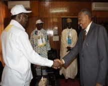 En marge des travaux du 5ème congrès ordinaire du Mouvement Patriotique du Salut, le Président de la République et Président fondateur du MPS, Idriss Déby a accordé hier après-midi, une audience à la délégation du Congrès National Soudanais, conduite par son vice-président, Nafi Ali Nafi. C’était dans les locaux du ministère des Affaires étrangères et de l’intégration africaine En marge des travaux du 5ème congrès ordinaire du Mouvement Patriotique du Salut, le Président de la République et Président fondateur du MPS, Idriss Déby a accordé hier après-midi, une audience à la délégation du Congrès National Soudanais, conduite par son vice-président, Nafi Ali Nafi. C’était dans les locaux du ministère des Affaires étrangères et de l’intégration africaine