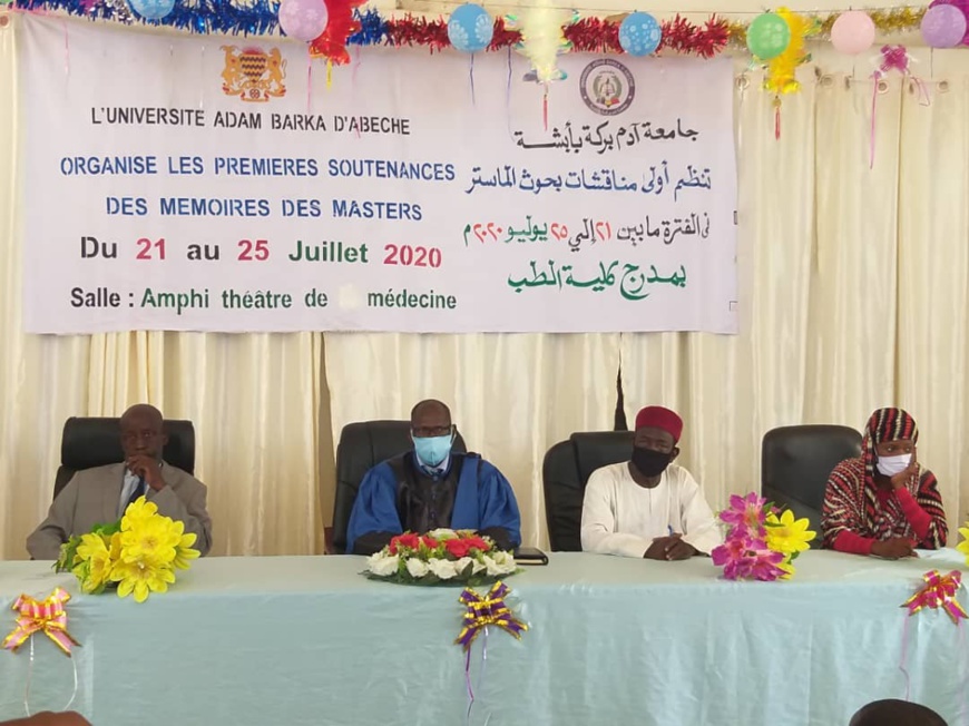 Tchad-Education : Les premières mémoires de Master soutenues à l’Université d’Abéché: ©️ Abba Issa/Alwihda Info Tchad-Education : Les premières mémoires de Master soutenues à l’Université d’Abéché: ©️ Abba Issa/Alwihda Info