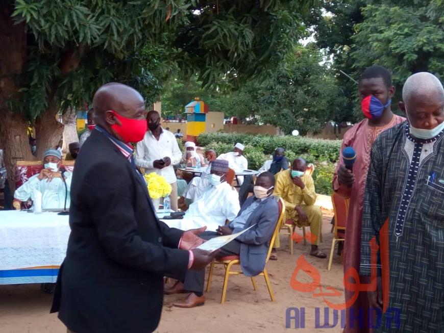 Tchad : avant son départ au Guéra, le gouverneur Dago Yacoub honore plus de 150 responsables