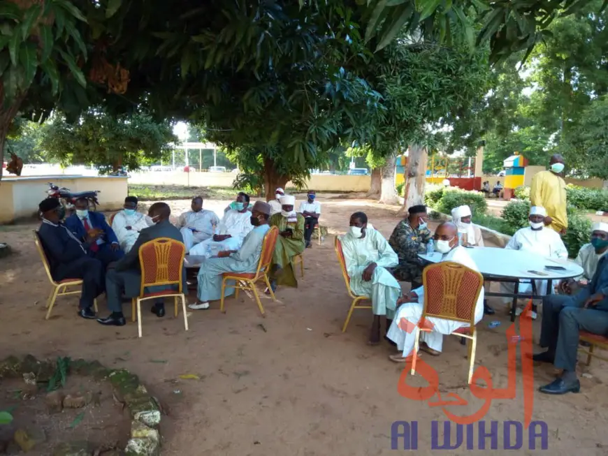 Tchad : avant son départ au Guéra, le gouverneur Dago Yacoub honore plus de 150 responsables