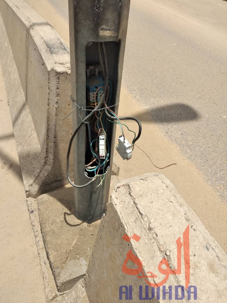 Tchad : un enfant meurt électrocuté par un poteau à N'Djamena. © Malick Mahamat/Alwihda Info