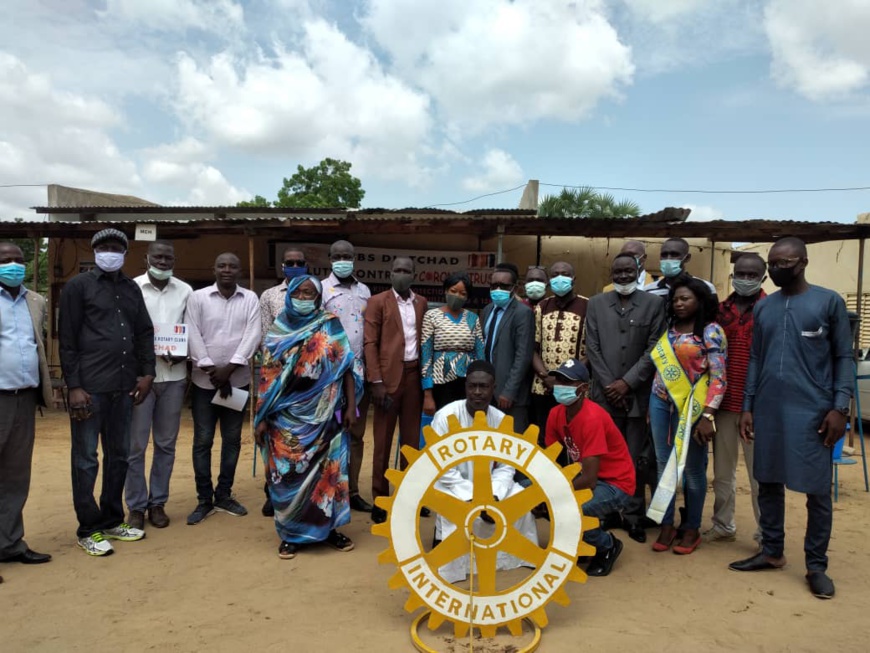 Tchad : à N'Djamena, le Rotary club au devant de la lutte contre le coronavirus. © Aristide Djimalde/Alwihda Info Tchad : à N'Djamena, le Rotary club au devant de la lutte contre le coronavirus. © Aristide Djimalde/Alwihda Info