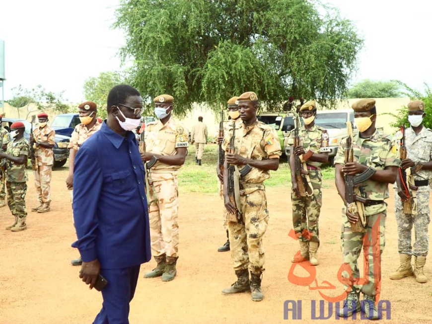 Tchad : à la tête du Guéra, Paul Mbainadoum passe le relais à Dago Yacoub. © Béchir Badjoury/Alwihda Info Tchad : à la tête du Guéra, Paul Mbainadoum passe le relais à Dago Yacoub. © Béchir Badjoury/Alwihda Info