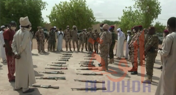 Tchad : plusieurs armes de guerre saisies au Borkou. © Abdoulaye Adoum Akim/Alwihda Info