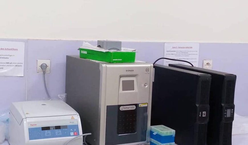 Tchad : à N'Djamena, des nouvelles unités de diagnostic pour la charge virale de maladies. © Min.Santé