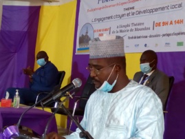 Tchad : à Moundou, trois jours pour débattre de l'engagement citoyen et du développement local. © Golmem Ali/Alwihda Info Tchad : à Moundou, trois jours pour débattre de l'engagement citoyen et du développement local. © Golmem Ali/Alwihda Info