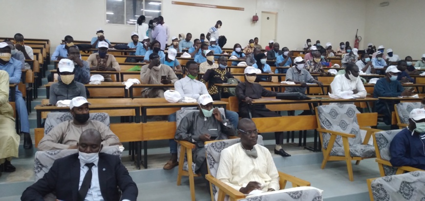 Tchad : la jeunesse se penche sur son engagement pour une action mondiale. © Ben Kadabio/Alwihda Info Tchad : la jeunesse se penche sur son engagement pour une action mondiale. © Ben Kadabio/Alwihda Info