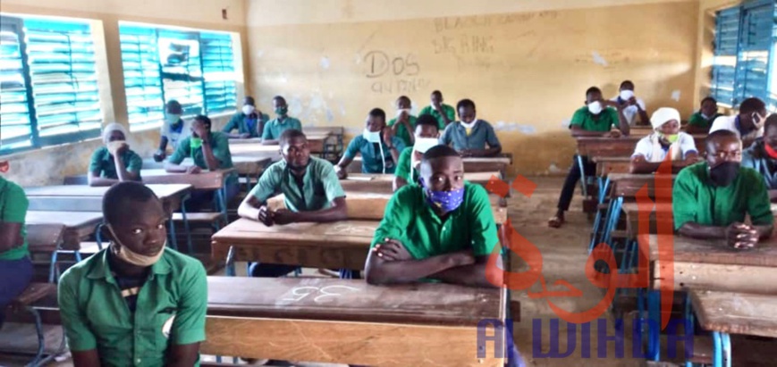 Une salle de composition pour le baccalauréat au centre d'examen de Koundoul, le 17 août 2020. Malick Mahamat/Alwihda Info Une salle de composition pour le baccalauréat au centre d'examen de Koundoul, le 17 août 2020. Malick Mahamat/Alwihda Info