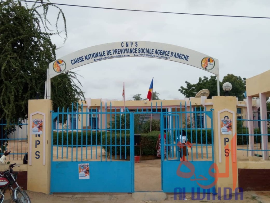 Tchad : la CNPS recense et enrôle les retraités et veuves pour sécuriser leurs droits. © Abba Issa/Alwihda Info Tchad : la CNPS recense et enrôle les retraités et veuves pour sécuriser leurs droits. © Abba Issa/Alwihda Info