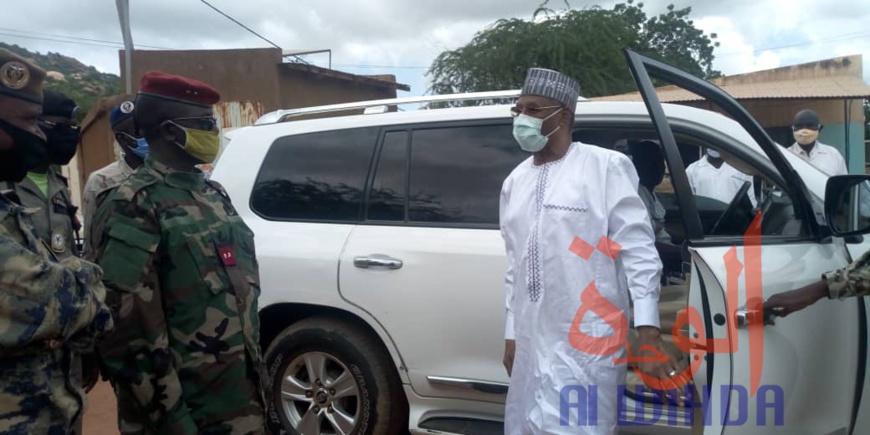 Tchad : à Mongo, le gouverneur inspecte l’hôpital provincial. © Béchir Badjoury/Alwihda Info