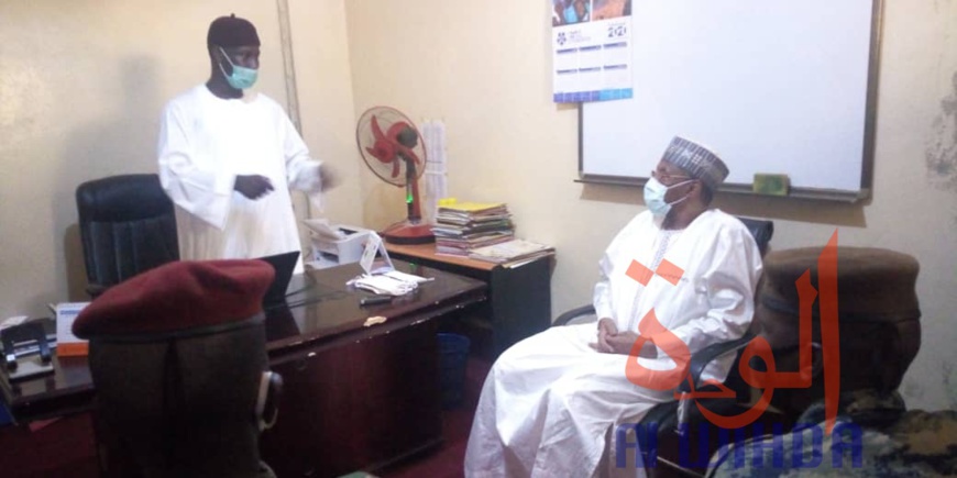 Tchad : à Mongo, le gouverneur inspecte l’hôpital provincial. © Béchir Badjoury/Alwihda Info
