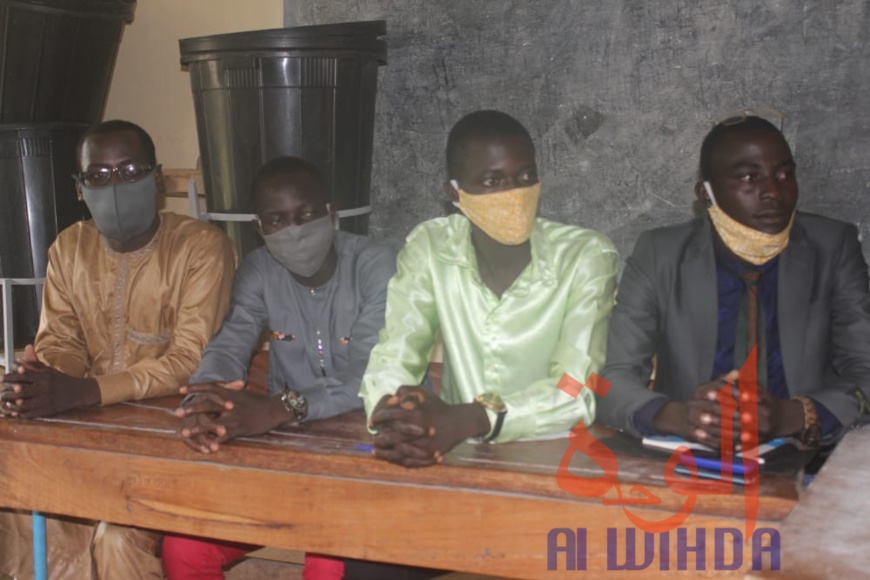 Les membres du bureau de l'UNET à N'Djamena le 29 août 2020. © Ben Kadabio/Alwihda Info Les membres du bureau de l'UNET à N'Djamena le 29 août 2020. © Ben Kadabio/Alwihda Info