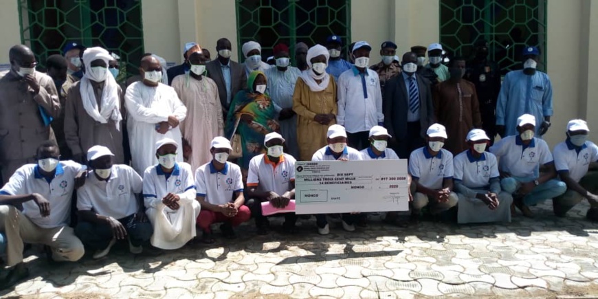 Tchad : l'ONAPE remet des chèques aux promoteurs de l'emploi du Guéra