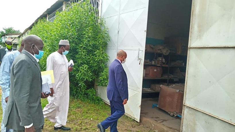 Tchad : le ministre de la santé furieux après une descente inopinée à Sabangali Tchad : le ministre de la santé furieux après une descente inopinée à Sabangali