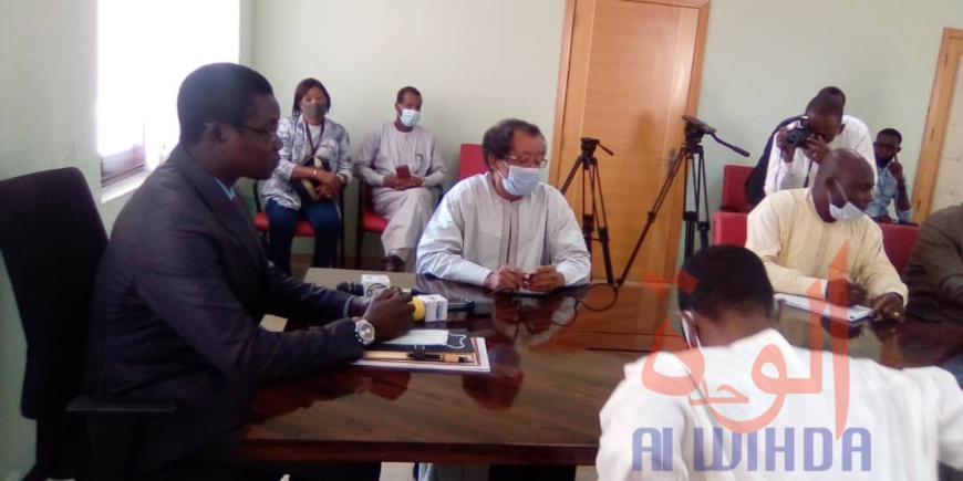 Tchad : le ministre de l'Aviation civile en visite d'inspection à l'aéroport de N'Djamena Tchad : le ministre de l'Aviation civile en visite d'inspection à l'aéroport de N'Djamena