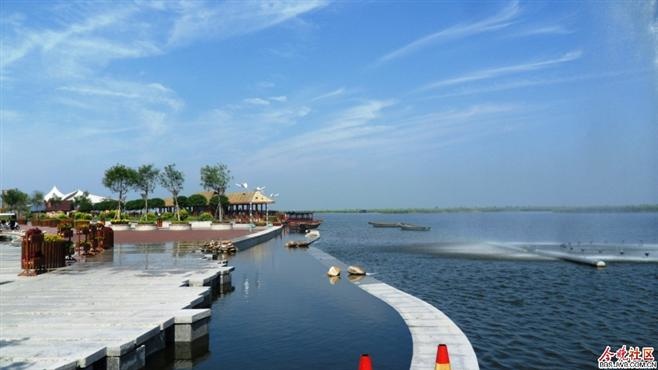 Photo shows the Qilihai wetland park. Photo from www.jwb.com.cn