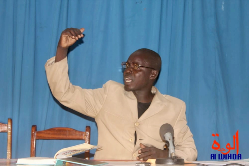 Le président du Collectif tchadien contre la vie chère (CTVC), Dingamnayal Nely Versinis. © Ben Kadabio/Alwihda Info Le président du Collectif tchadien contre la vie chère (CTVC), Dingamnayal Nely Versinis. © Ben Kadabio/Alwihda Info