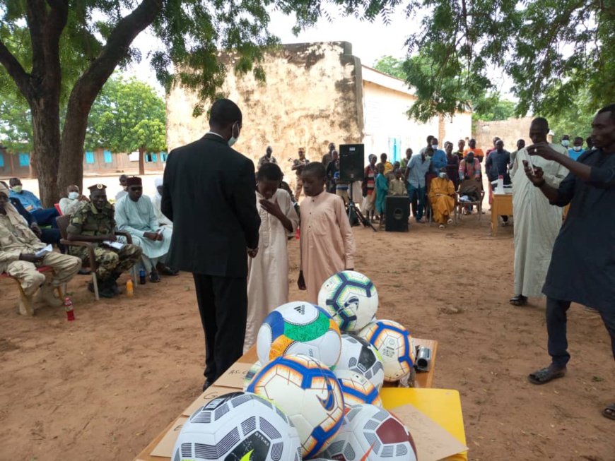 Tchad : la FTFA remet une subvention à la Ligue provinciale de Sila Tchad : la FTFA remet une subvention à la Ligue provinciale de Sila