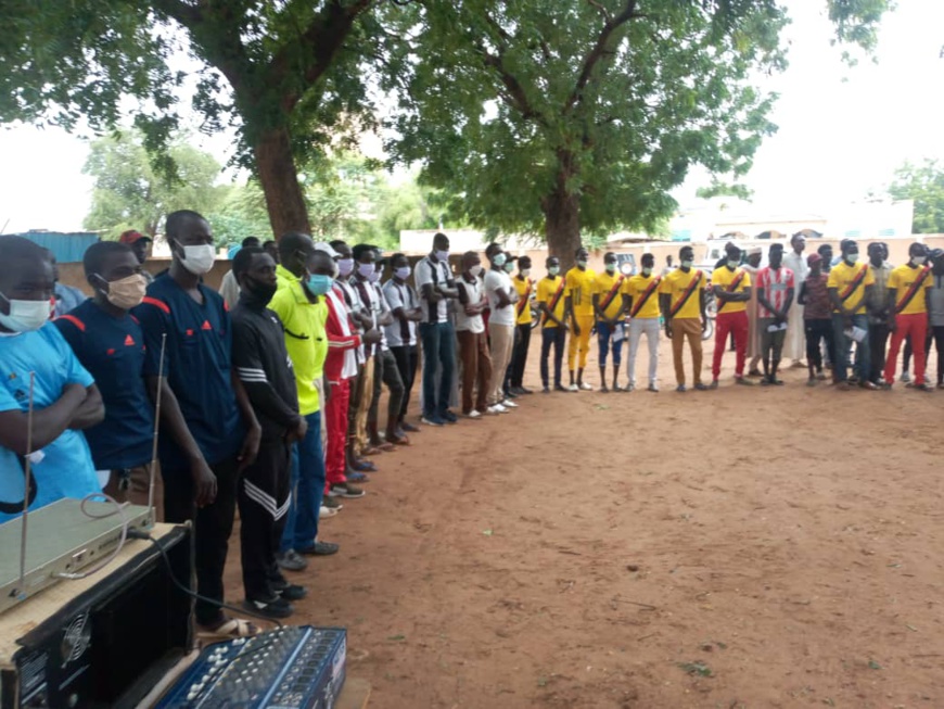 Tchad : la FTFA remet une subvention à la Ligue provinciale de Sila. © Mahamat Issa Gadaya/Alwihda Info Tchad : la FTFA remet une subvention à la Ligue provinciale de Sila. © Mahamat Issa Gadaya/Alwihda Info