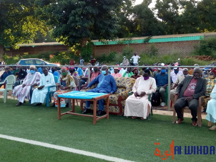 Tchad : une aide financière aux équipes et clubs de football du Logone Occidental. © Golmem Ali/Alwihda Info