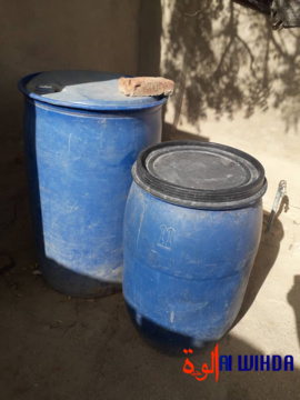 Des réservoirs d'eau vides dans la ville d'Abéché. © Abba Issa/Alwihda Info