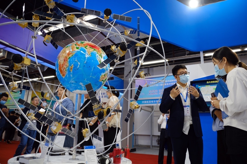 The second high-tech exhibition of Liaoning province and the high-tech exhibition of five northern provinces kicks off at Liaoning Industrial Exhibition Hall, Sept. 18. Photo by Huang Jinkun, People’s Daily Online The second high-tech exhibition of Liaoning province and the high-tech exhibition of five northern provinces kicks off at Liaoning Industrial Exhibition Hall, Sept. 18. Photo by Huang Jinkun, People’s Daily Online