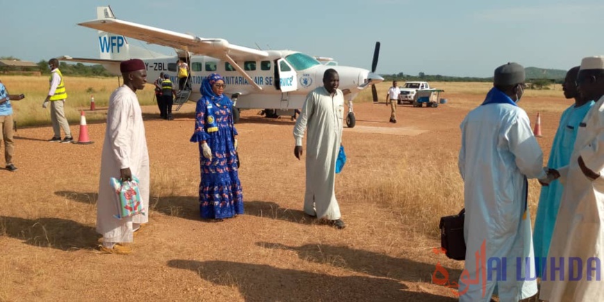 Tchad : des délégations du MPS à Goz Beida pour sensibiliser sur l'enrôlement électoral. © Mahamat Issa Gadaya/Alwihda Info Tchad : des délégations du MPS à Goz Beida pour sensibiliser sur l'enrôlement électoral. © Mahamat Issa Gadaya/Alwihda Info