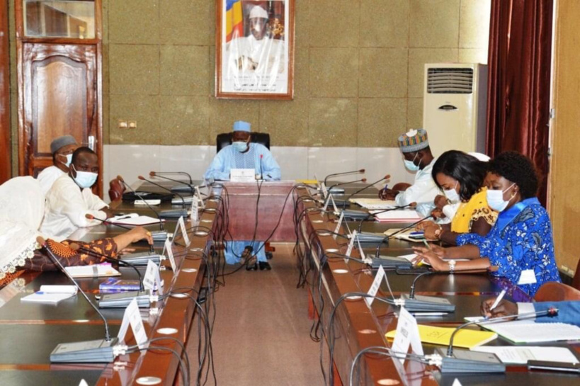 Tchad : 6.000 diplômés doivent être intégrés avant la fin d’octobre, instruit le président