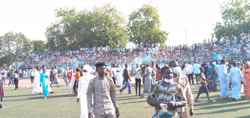 Tchad : remise des diplômes à 878 lauréats de la 7e promotion de l'Université Emi Koussi Tchad : remise des diplômes à 878 lauréats de la 7e promotion de l'Université Emi Koussi