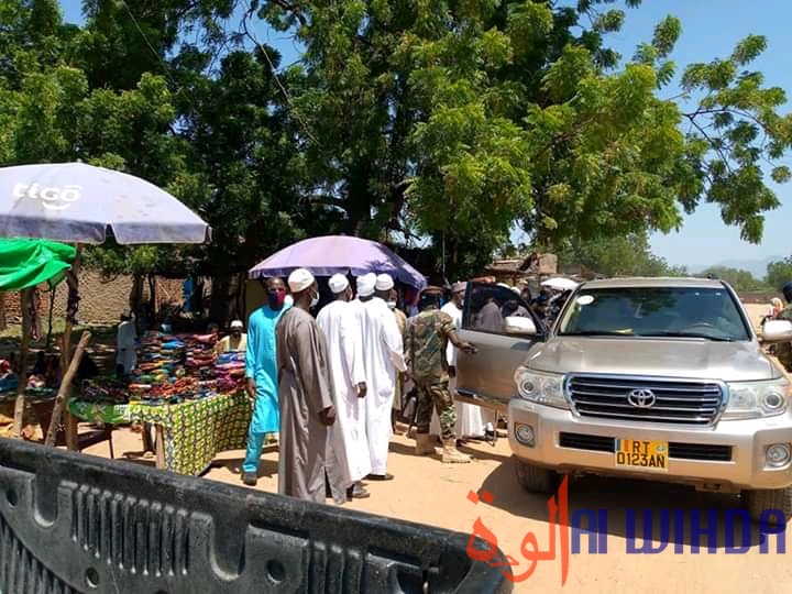 Tchad : à Mongo, le député Moussa Kadam sensibilise sur le recensement électoral Tchad : à Mongo, le député Moussa Kadam sensibilise sur le recensement électoral