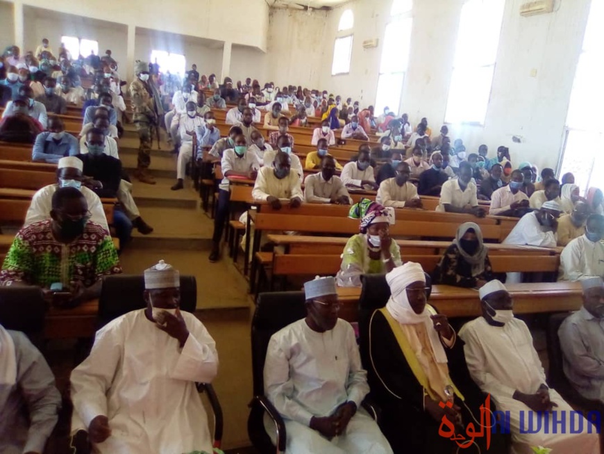 Tchad : l’importance du recensement électoral au centre d’une conférence à l’UNABA Tchad : l’importance du recensement électoral au centre d’une conférence à l’UNABA