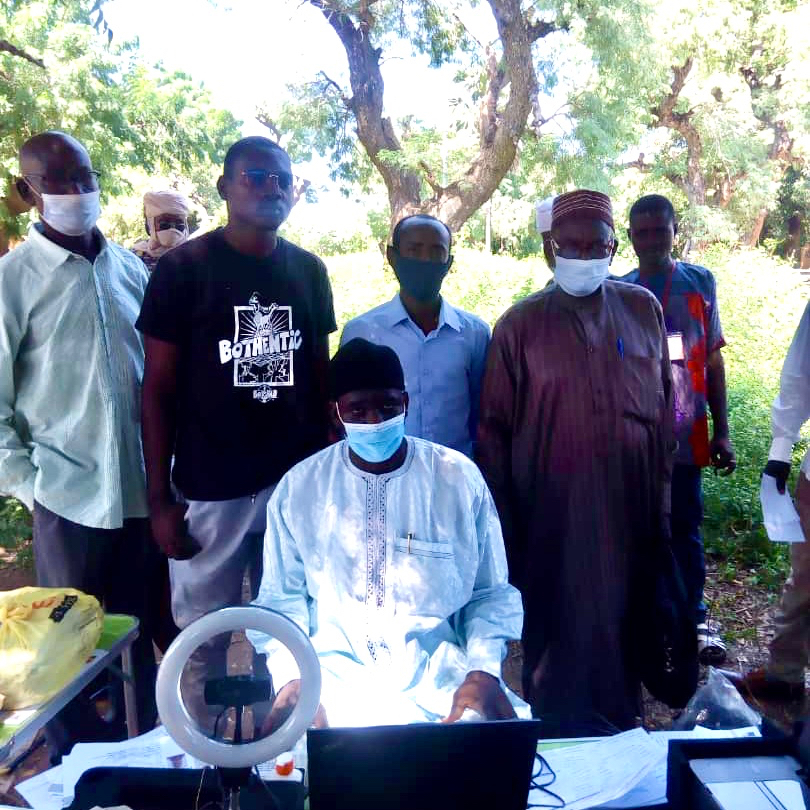 Tchad : Le préfet de la Kabbia s'imprègne du respect des mesures barrières. © Alwihda Info Tchad : Le préfet de la Kabbia s'imprègne du respect des mesures barrières. © Alwihda Info