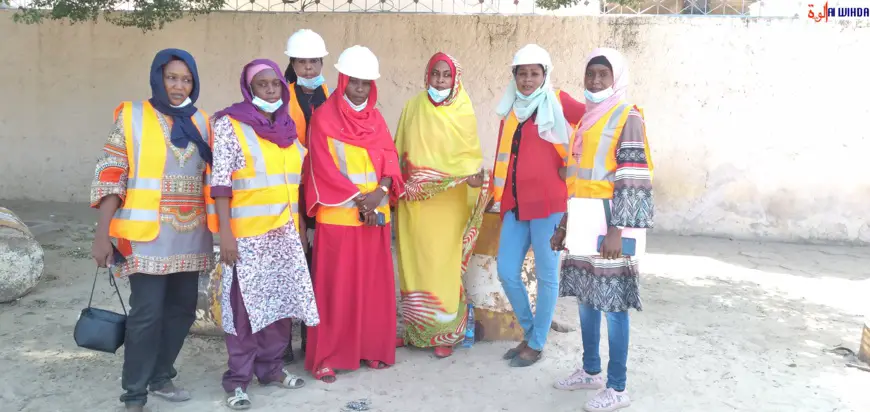 Des femmes ingénieurs lancent des travaux d'aménagement de rues à N'Djamena, le 21 octobre 2020. © Ben Kadabio/Alwihda Info