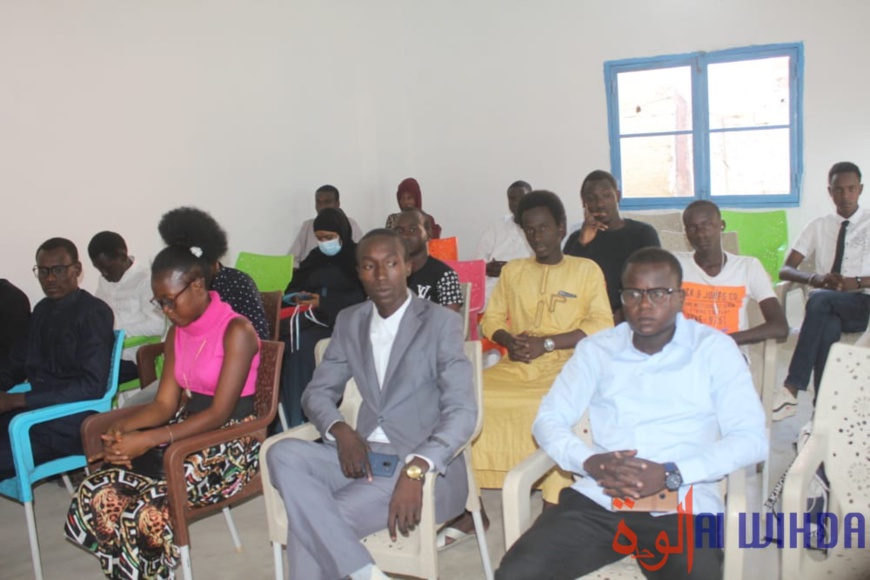 Tchad : le centre Takewin forme des jeunes en leadership et prise de parole en public. © Ben Kadabio/Alwihda Info