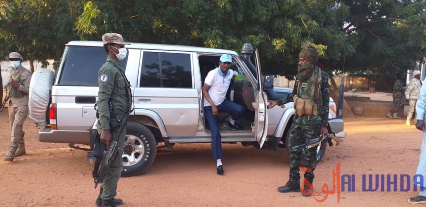 Tchad : au Sila, le gouverneur au chevet du personnel soignant de Goz Beida Tchad : au Sila, le gouverneur au chevet du personnel soignant de Goz Beida