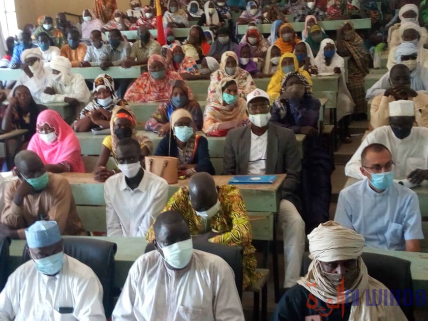 Tchad : au Guéra, plaidoyer de la ministre de la Femme contre le mariage des enfants et la mutilation génitale Tchad : au Guéra, plaidoyer de la ministre de la Femme contre le mariage des enfants et la mutilation génitale