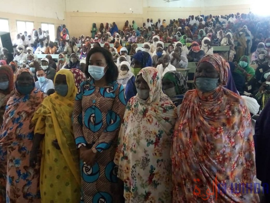 Tchad : au Guéra, plaidoyer de la ministre de la Femme contre le mariage des enfants et la mutilation génitale Tchad : au Guéra, plaidoyer de la ministre de la Femme contre le mariage des enfants et la mutilation génitale