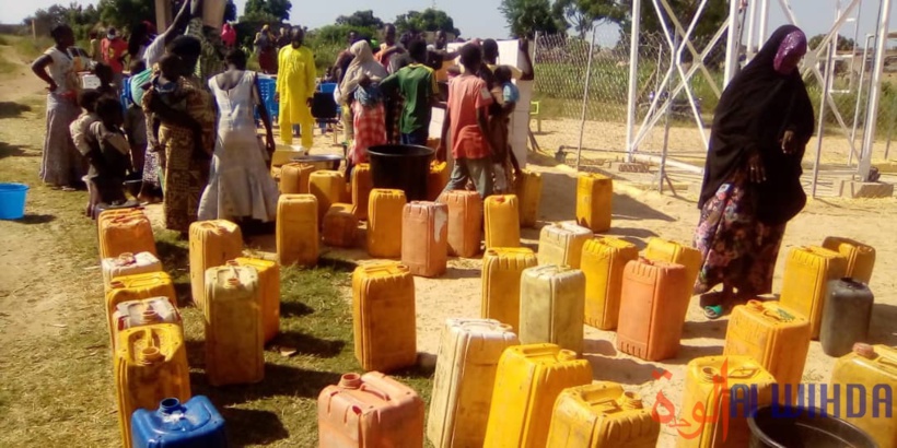 Tchad : don d'un château d'eau et grand soulagement dans un quartier de Pala. © Foka Mapagne/Alwihda Info Tchad : don d'un château d'eau et grand soulagement dans un quartier de Pala. © Foka Mapagne/Alwihda Info