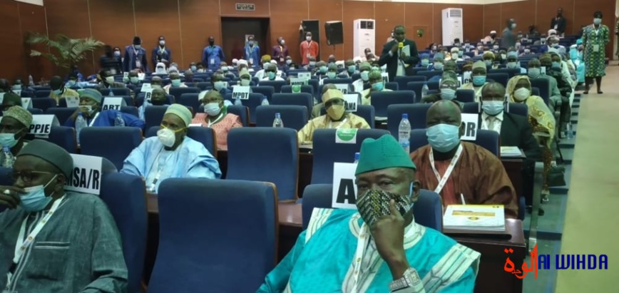 Le 2ème Forum national inclusif au Palais du 15 janvier à N'Djamena. © Ben Kadabio/Alwihda Info Le 2ème Forum national inclusif au Palais du 15 janvier à N'Djamena. © Ben Kadabio/Alwihda Info
