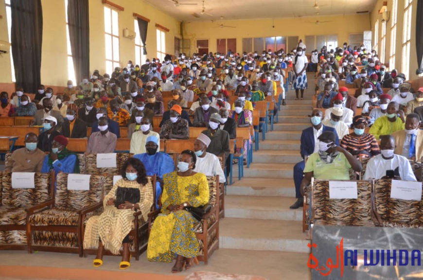 Tchad : le parti ARD adopte plusieurs résolutions à l'issue de son assemblée générale. © Golmem Ali/Alwihda Info Tchad : le parti ARD adopte plusieurs résolutions à l'issue de son assemblée générale. © Golmem Ali/Alwihda Info