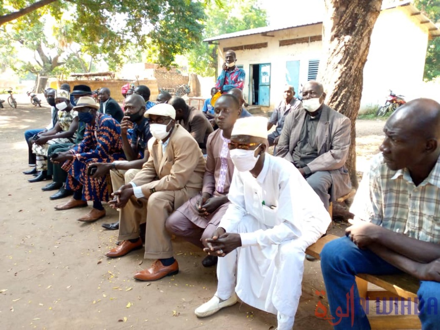 Tchad : à Laï, passation de service à la direction du CEG n°1 Tchad : à Laï, passation de service à la direction du CEG n°1