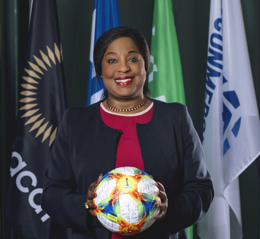 Hall of Fame : Fatma Samoura, secrétaire générale de la FIFA, honorée pour ses actions Hall of Fame : Fatma Samoura, secrétaire générale de la FIFA, honorée pour ses actions