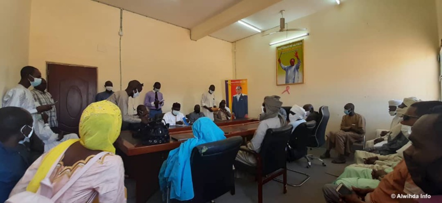 Tchad : le délégué de la jeunesse et des sports du Ouaddai installé. © Abba Issa/Alwihda Info Tchad : le délégué de la jeunesse et des sports du Ouaddai installé. © Abba Issa/Alwihda Info