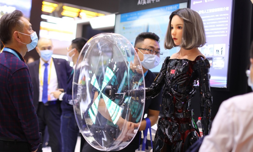 A Microsoft robot at the exhibition. Photo by Yang Hui/GT