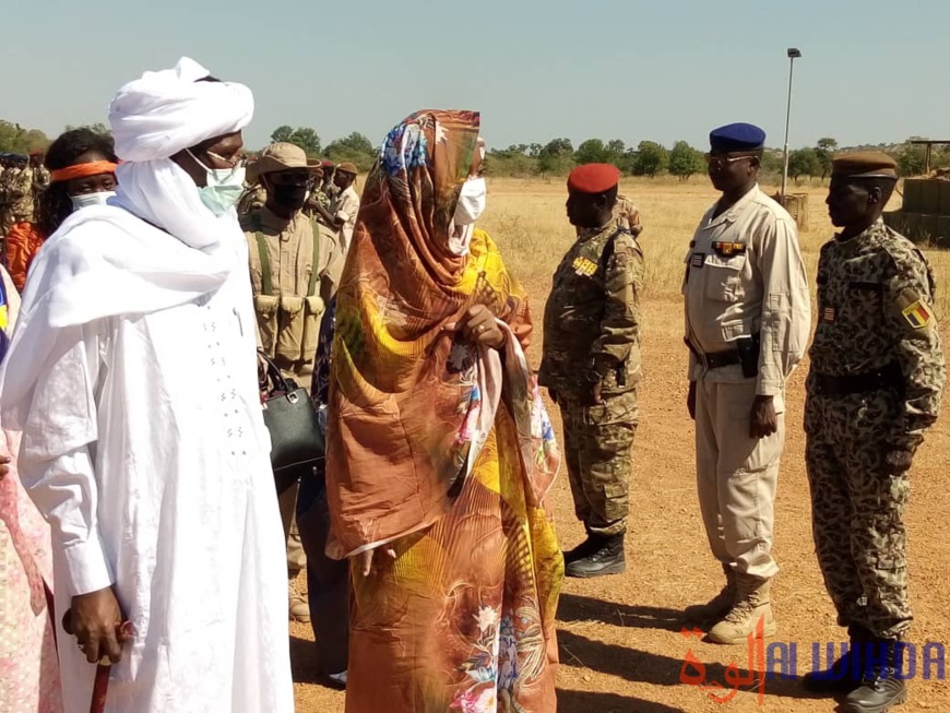 Tchad : la ministre Amina Priscille à l'Est pour la fête de la femme rurale Tchad : la ministre Amina Priscille à l'Est pour la fête de la femme rurale