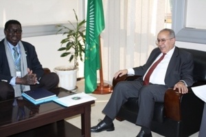 Nassour Guelengdouksia Ouaidou, Secrétaire général de la CEEAC reçu par le Commissaire à la Paix et à la Sécurité Nassour Guelengdouksia Ouaidou, Secrétaire général de la CEEAC reçu par le Commissaire à la Paix et à la Sécurité
