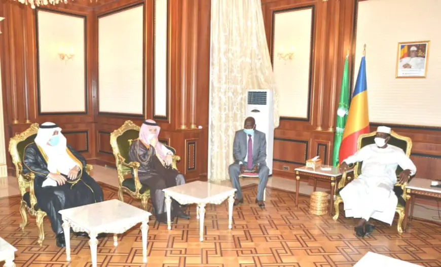 Tchad : un ministre d'État saoudien reçu à la Présidence. © PR