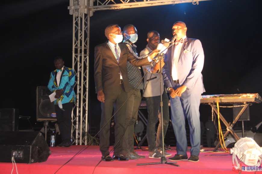 Tchad : la Première Dame galvanise la jeunesse lors de la nuit des entrepreneurs Tchad : la Première Dame galvanise la jeunesse lors de la nuit des entrepreneurs