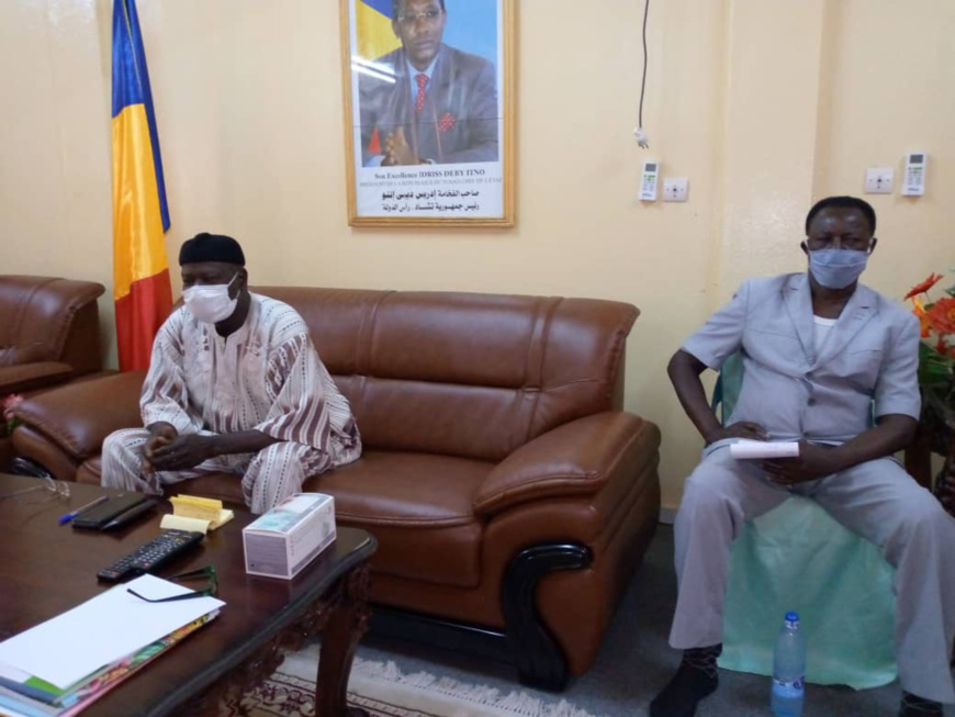 Tchad : le recteur d'Académie du Sud-Ouest en mission dans la Tandjilé Tchad : le recteur d'Académie du Sud-Ouest en mission dans la Tandjilé