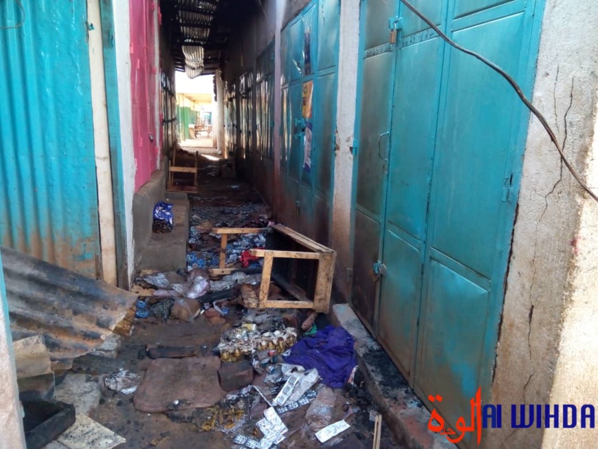 Tchad : des boutiques calcinées dans l'incendie d'un marché à Moundou Tchad : des boutiques calcinées dans l'incendie d'un marché à Moundou